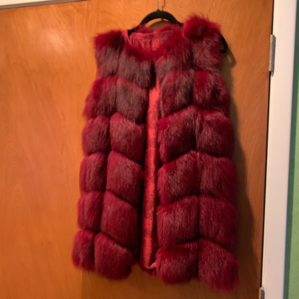 Fur vest